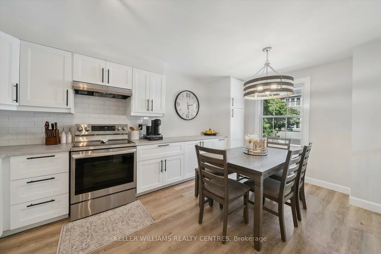 22, Harmony, Bradford, Bradford West Gwillimbury