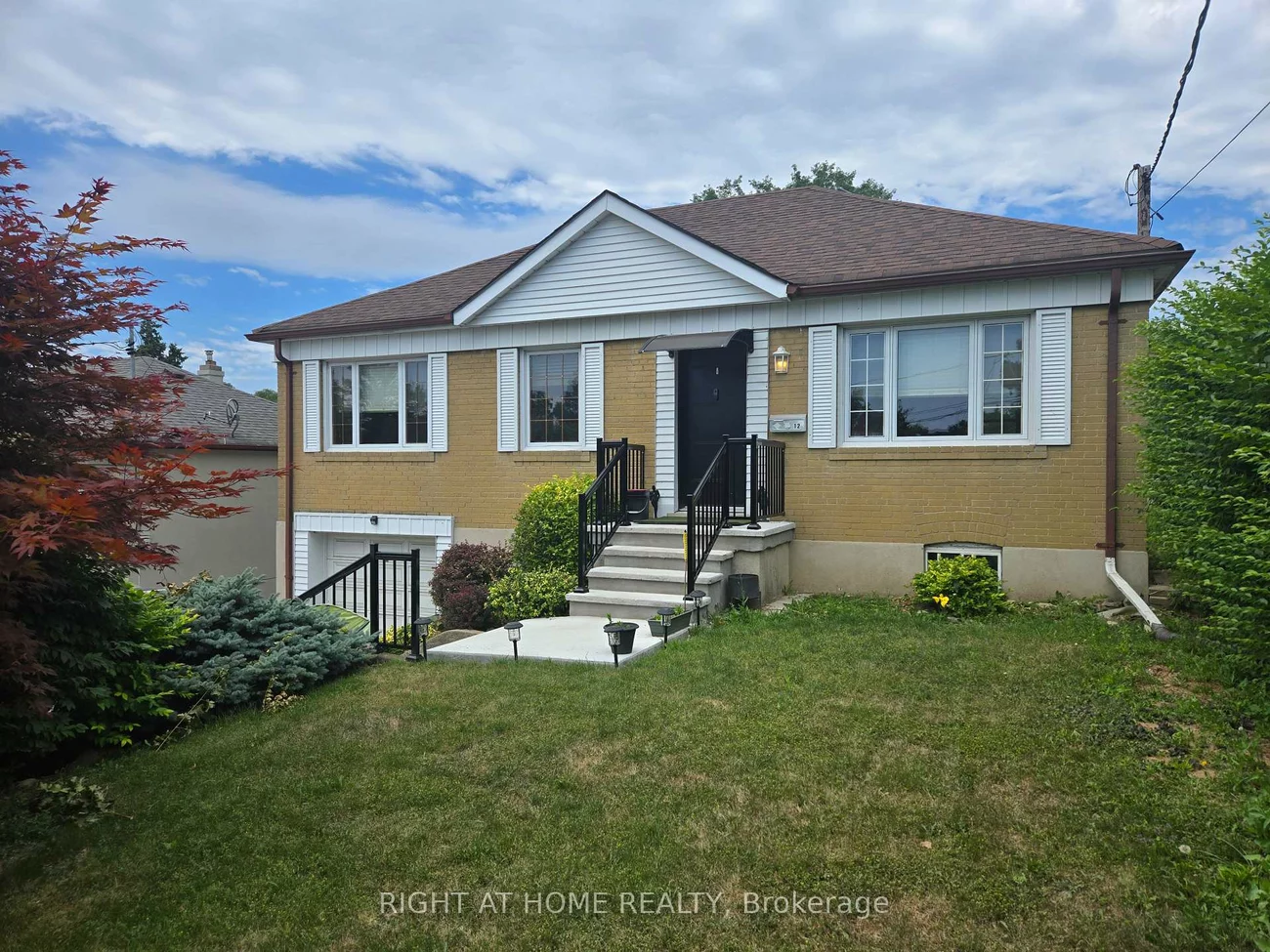 70, Baynes, Bradford, Bradford West Gwillimbury