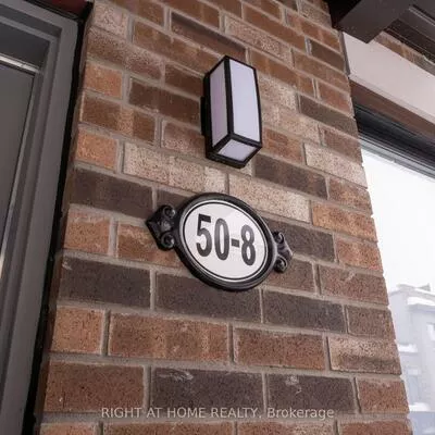 8-50, Baynes, Bradford, Bradford West Gwillimbury