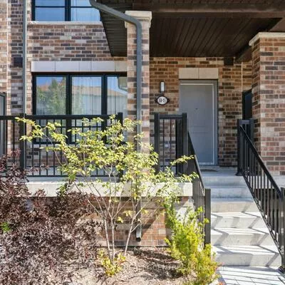 50, Baynes, Bradford, Bradford West Gwillimbury