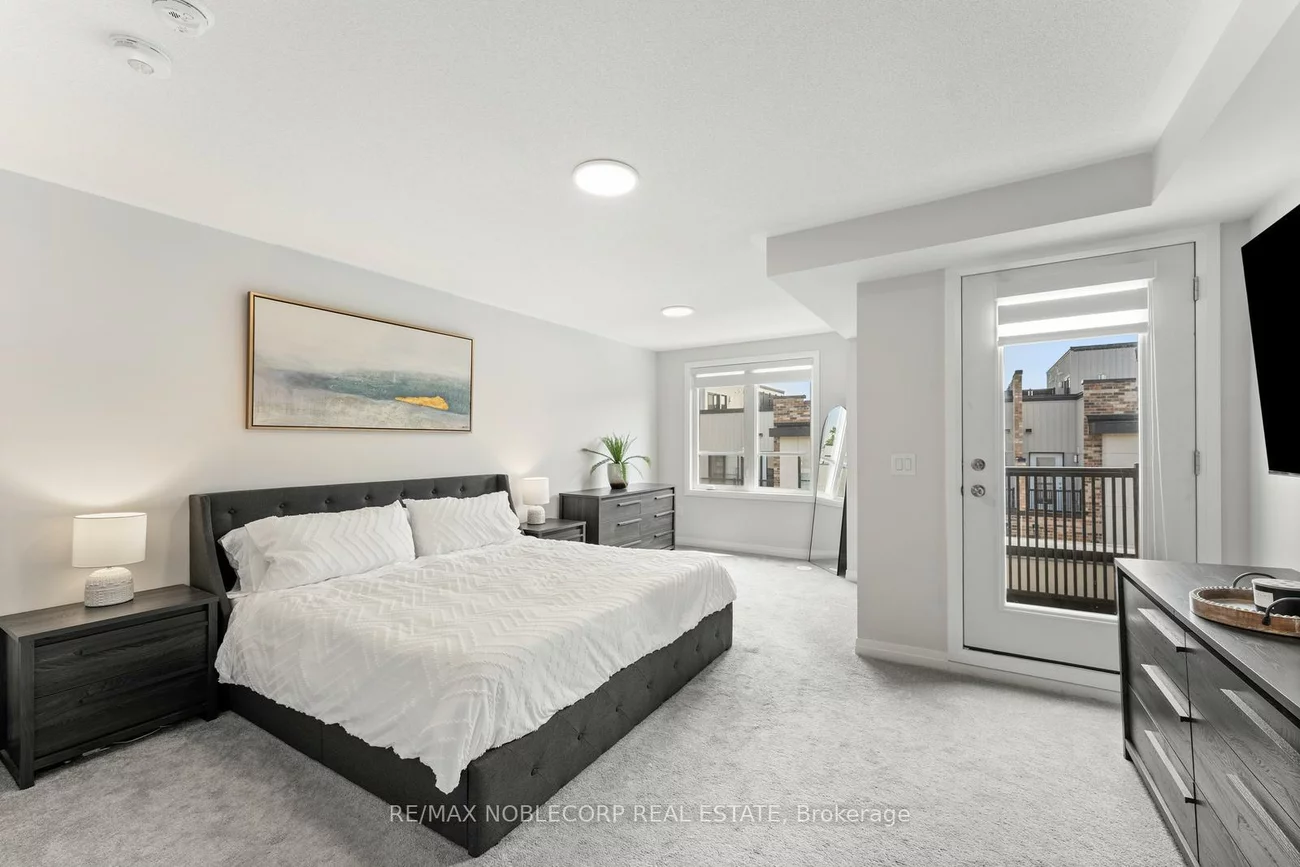 40, Baynes, Bradford, Bradford West Gwillimbury