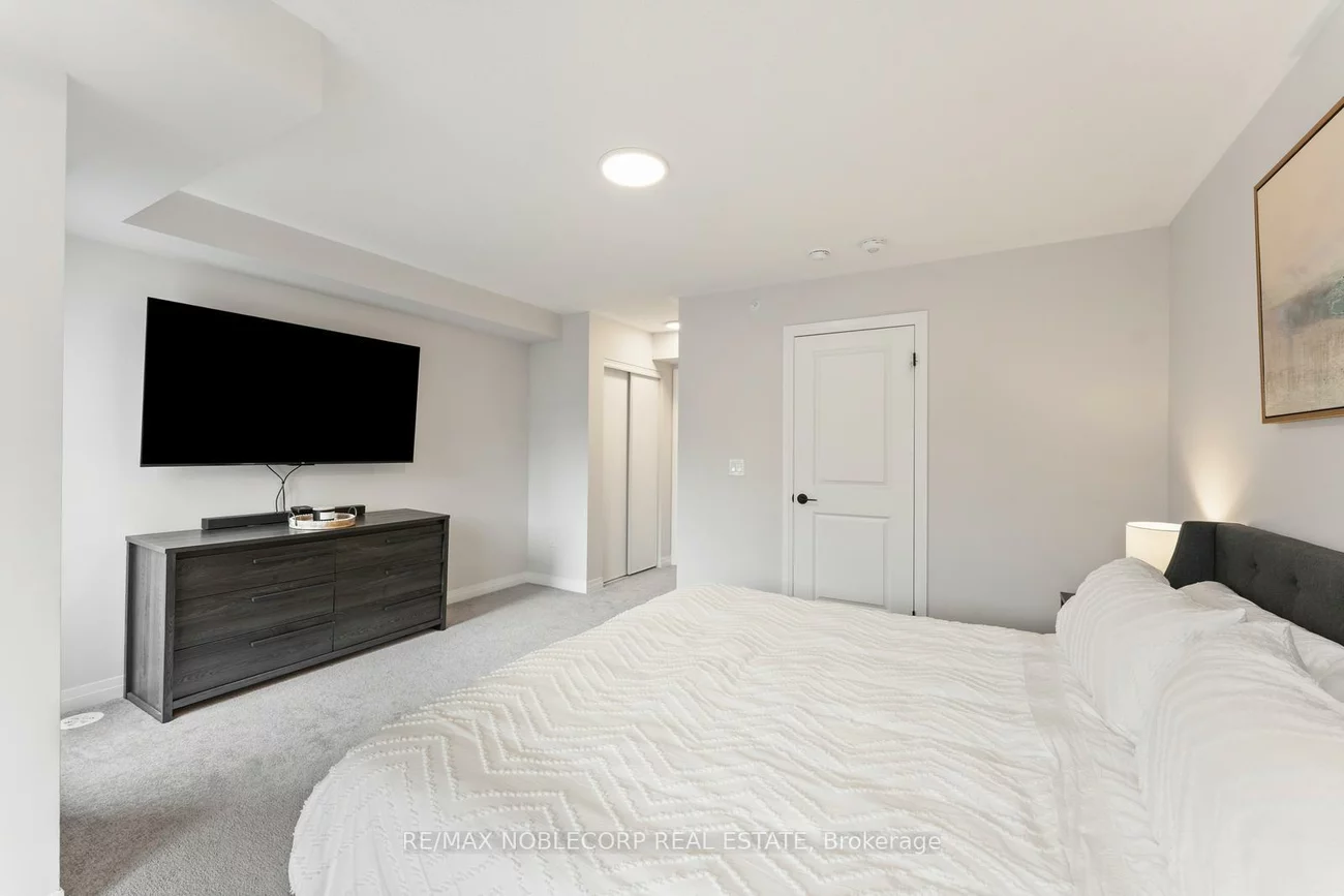 40, Baynes, Bradford, Bradford West Gwillimbury