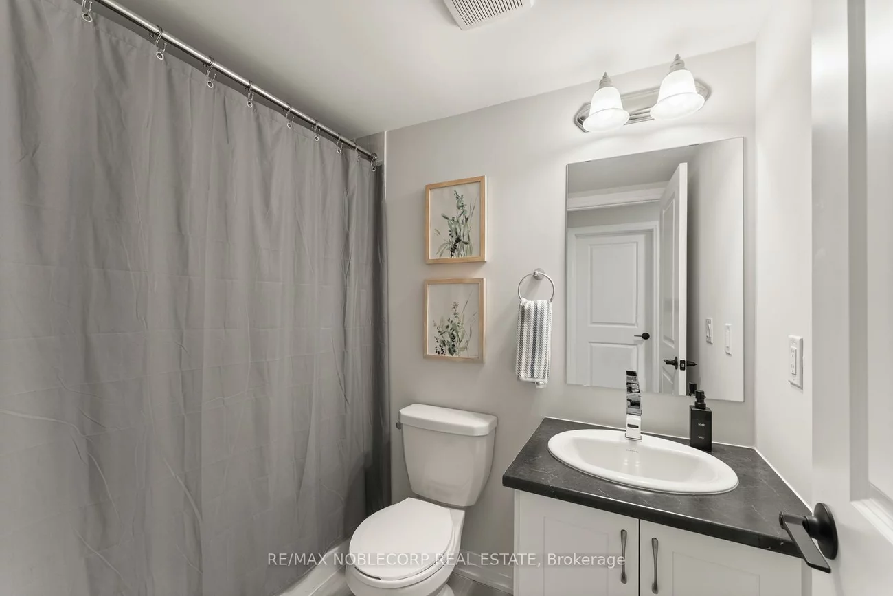 40, Baynes, Bradford, Bradford West Gwillimbury