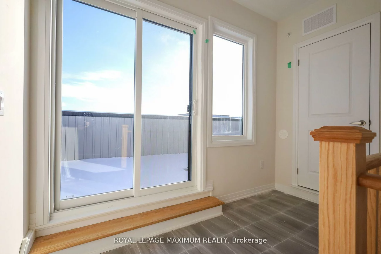 11, Baynes, Bradford, Bradford West Gwillimbury