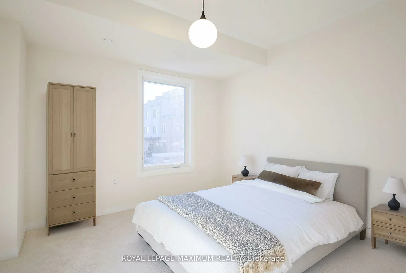 11, Baynes, Bradford, Bradford West Gwillimbury