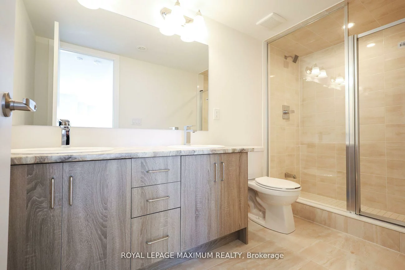 11, Baynes, Bradford, Bradford West Gwillimbury