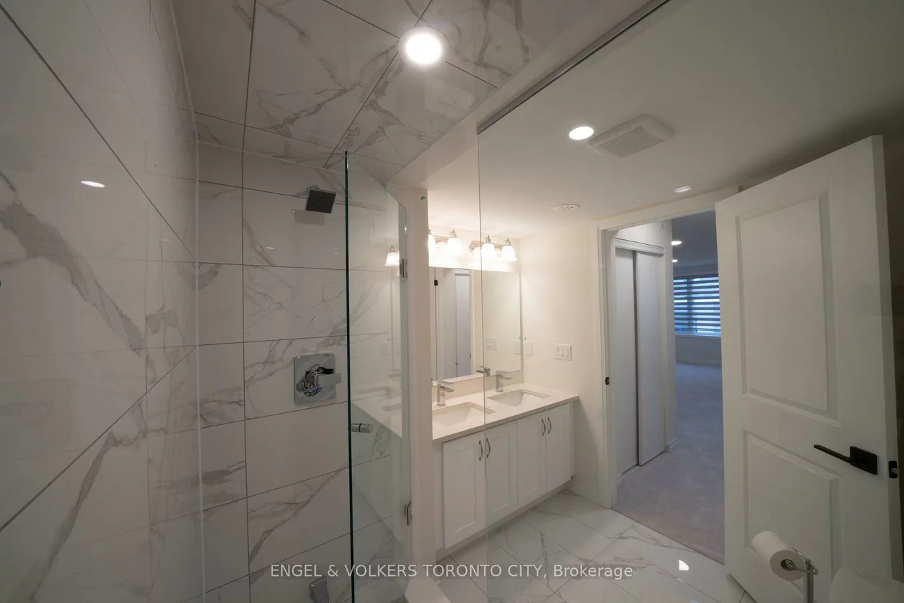 60, Baynes, Bradford, Bradford West Gwillimbury