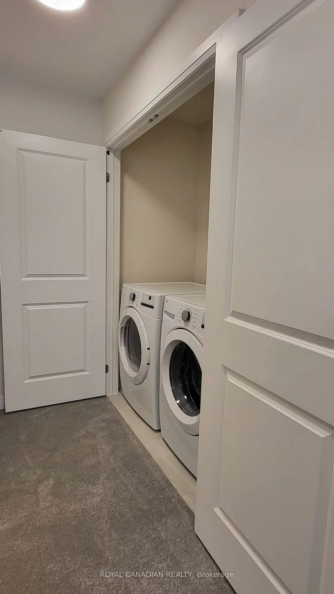 50, Baynes, Bradford, Bradford West Gwillimbury