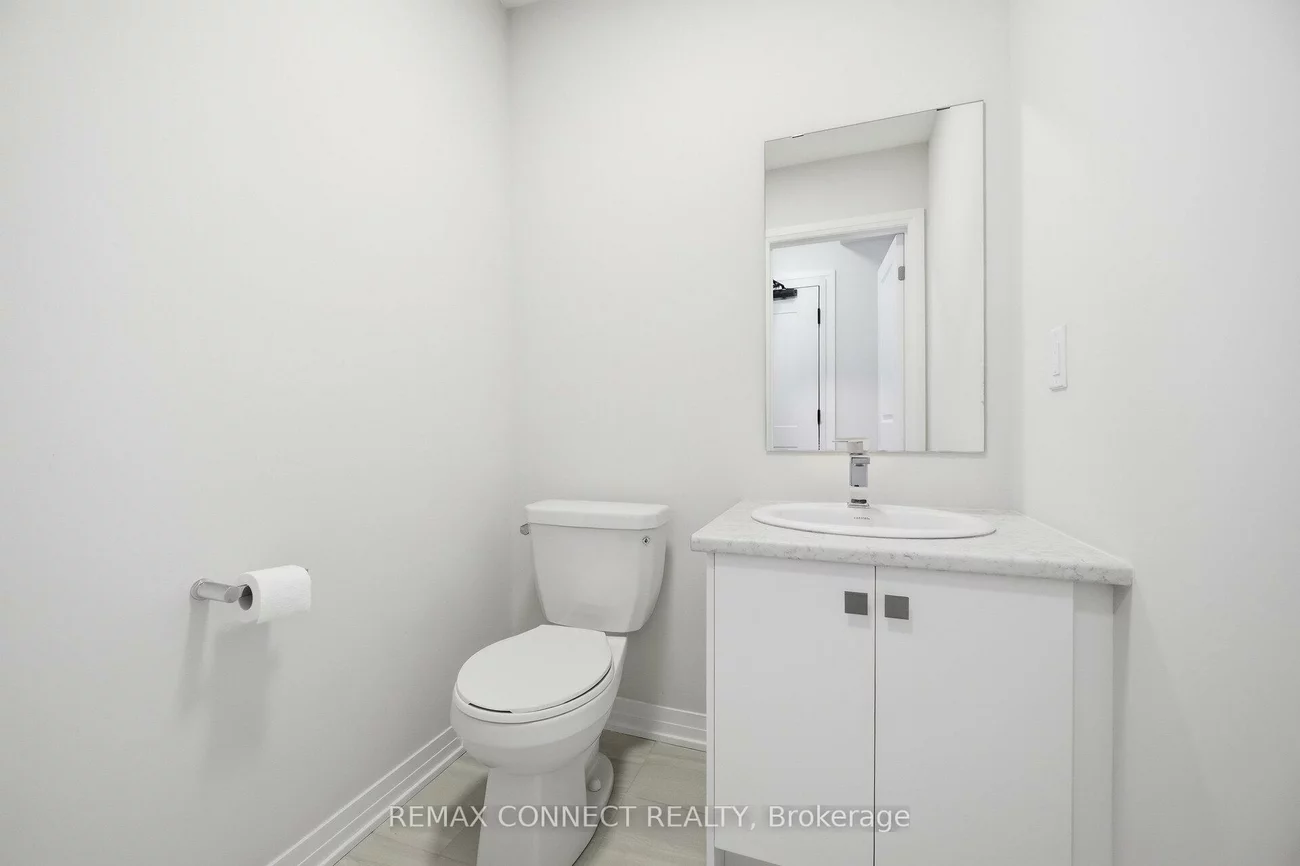 60, Baynes, Bradford, Bradford West Gwillimbury