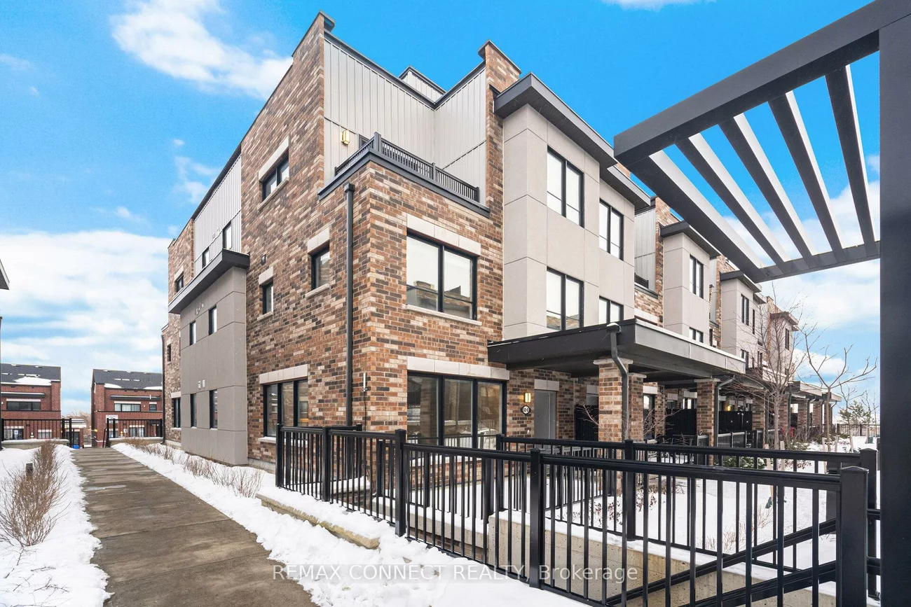 60, Baynes, Bradford, Bradford West Gwillimbury