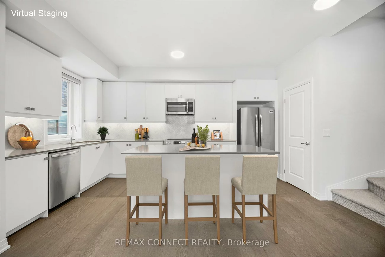 60, Baynes, Bradford, Bradford West Gwillimbury