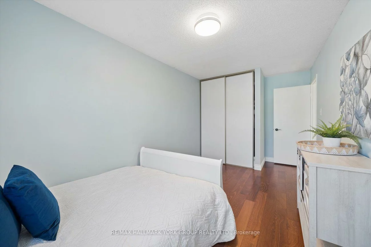 21, Harmony, Bradford, Bradford West Gwillimbury