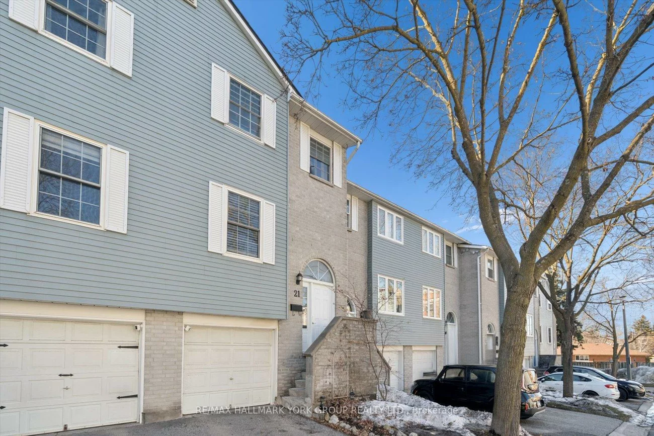 21, Harmony, Bradford, Bradford West Gwillimbury