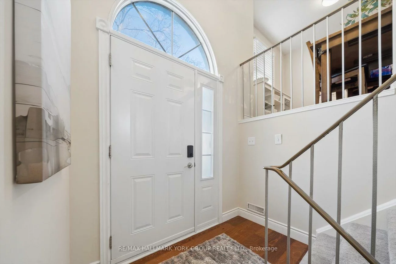 21, Harmony, Bradford, Bradford West Gwillimbury