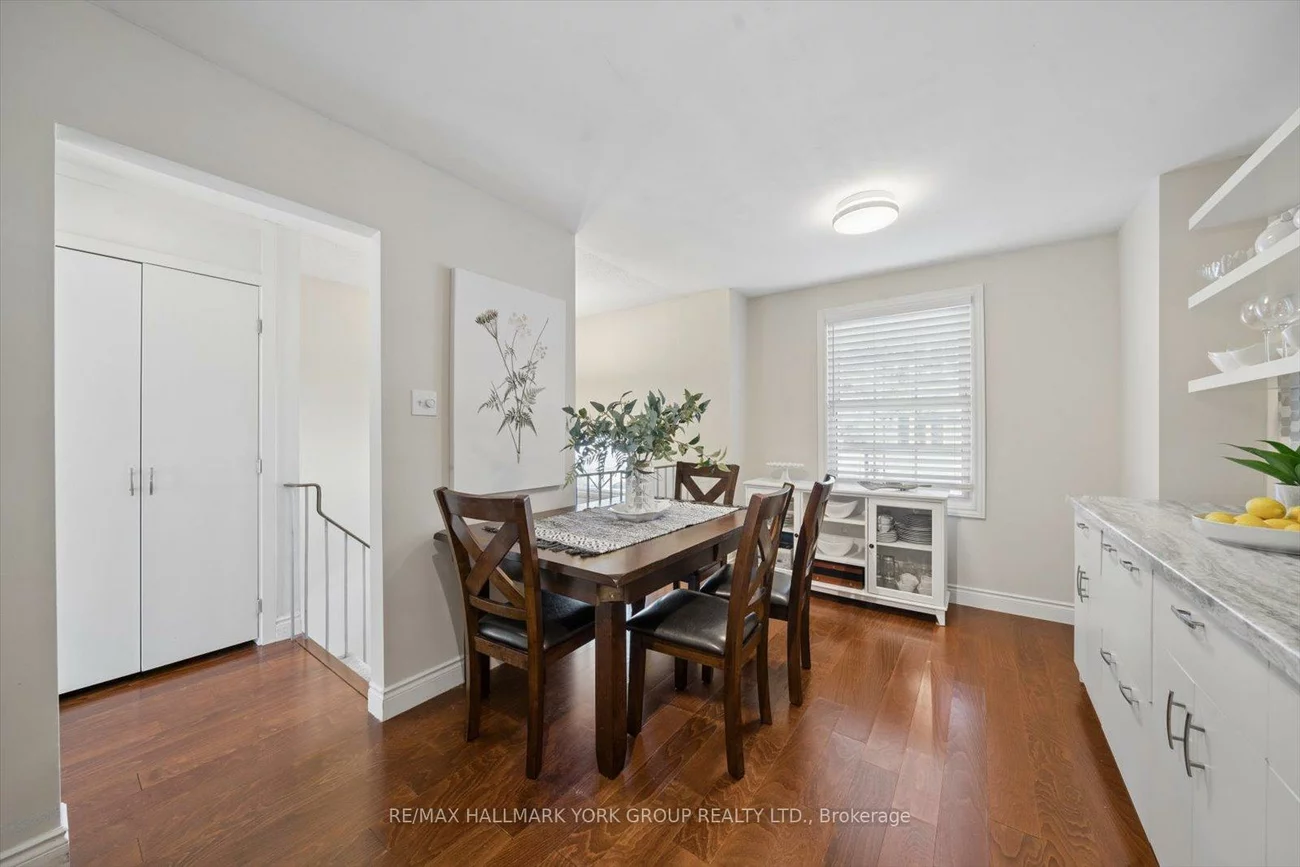 21, Harmony, Bradford, Bradford West Gwillimbury