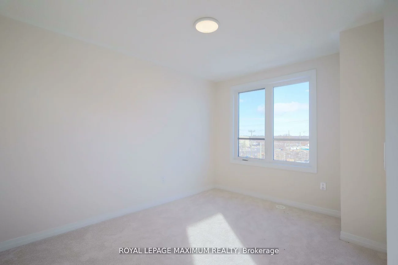 11, Baynes, Bradford, Bradford West Gwillimbury