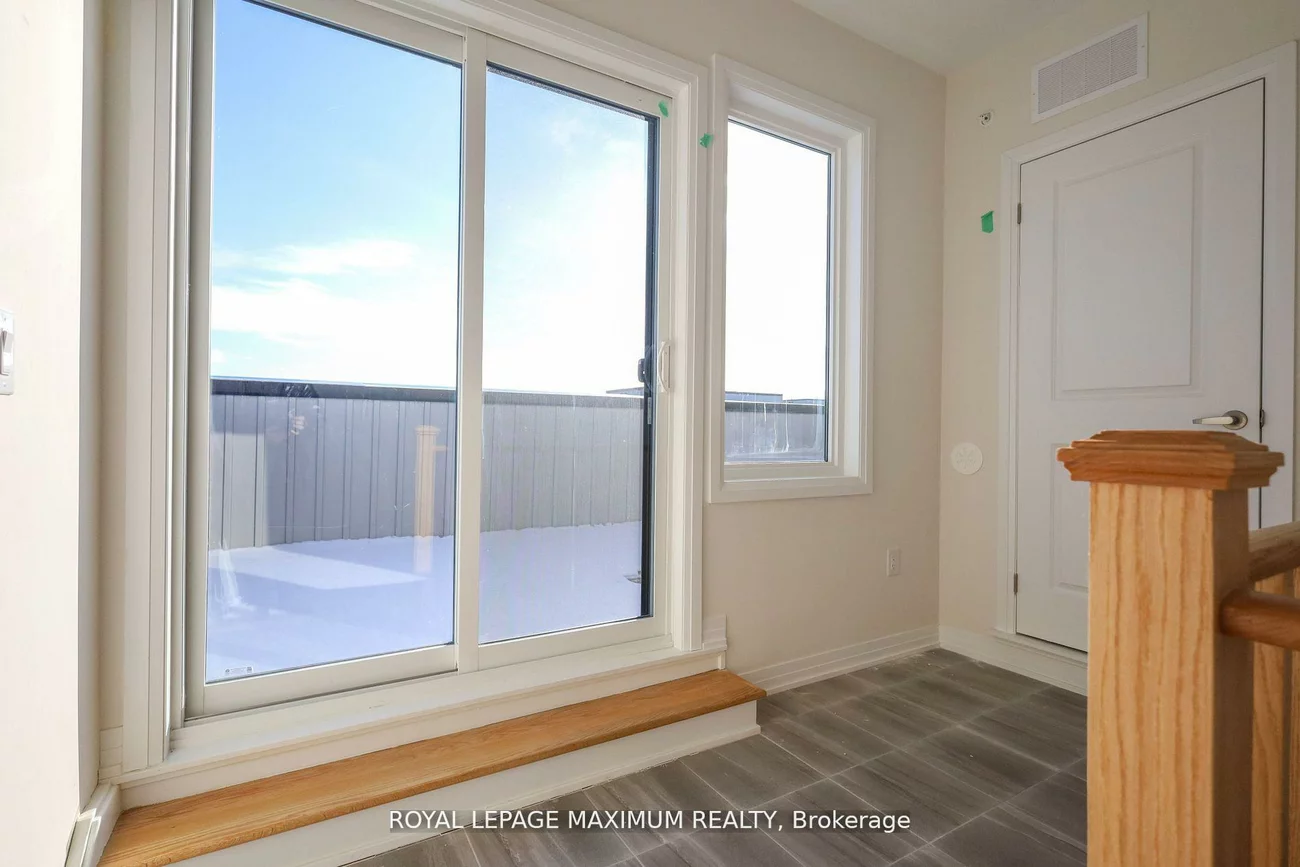 11, Baynes, Bradford, Bradford West Gwillimbury