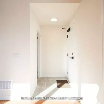 11, Baynes, Bradford, Bradford West Gwillimbury