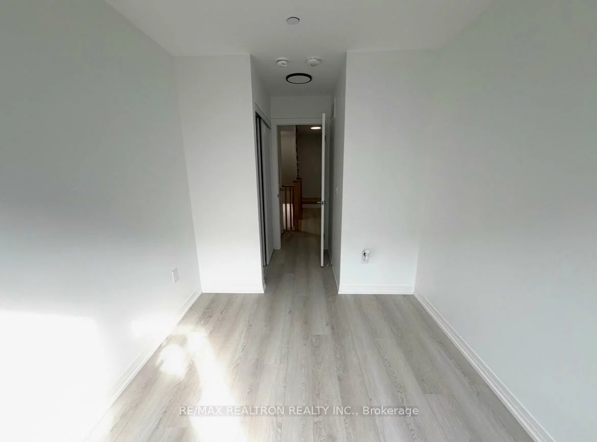 60, Baynes, Bradford, Bradford West Gwillimbury