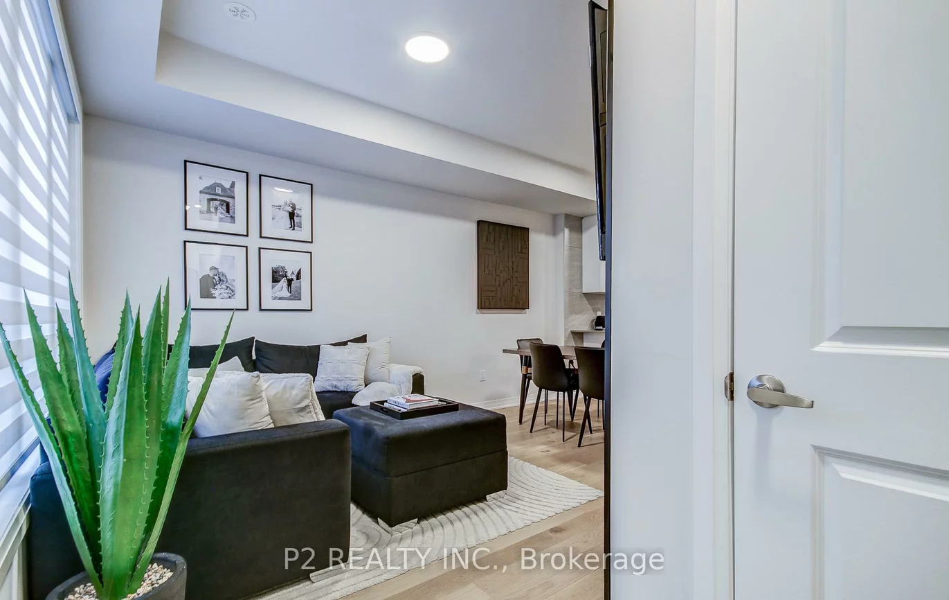 40, Baynes, Bradford, Bradford West Gwillimbury