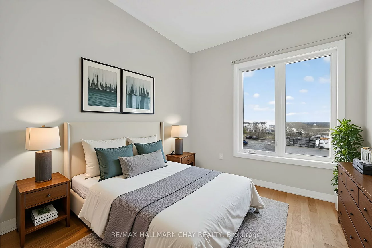 200, Dissette, Bradford, Bradford West Gwillimbury