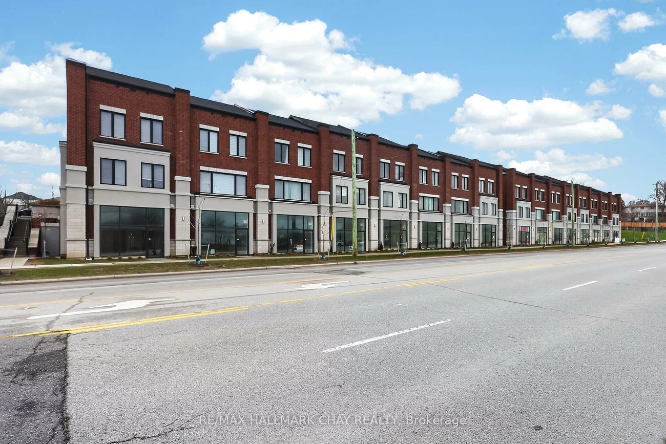 200, Dissette, Bradford, Bradford West Gwillimbury