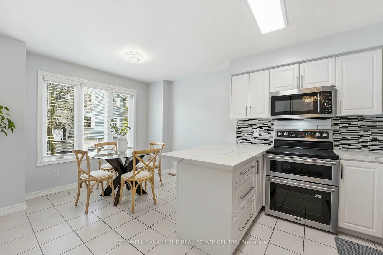 23, Harmony, Bradford, Bradford West Gwillimbury