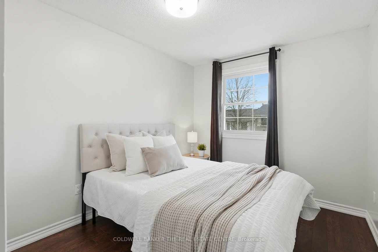 23, Harmony, Bradford, Bradford West Gwillimbury