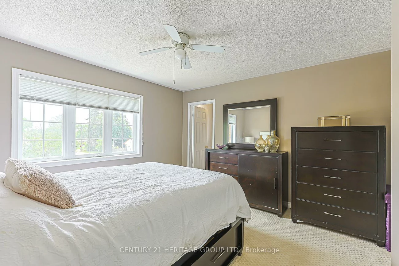 22, Village Green, Bradford, Bradford West Gwillimbury