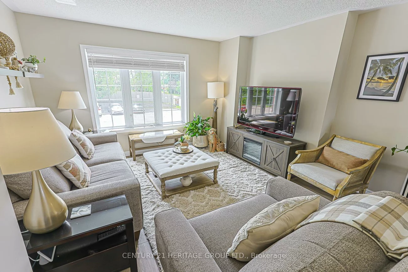 22, Village Green, Bradford, Bradford West Gwillimbury