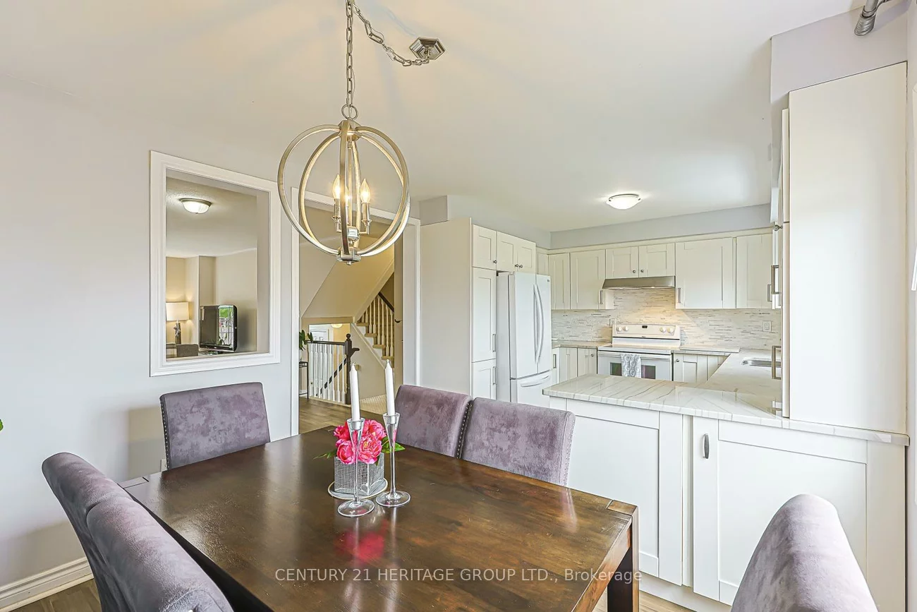 22, Village Green, Bradford, Bradford West Gwillimbury