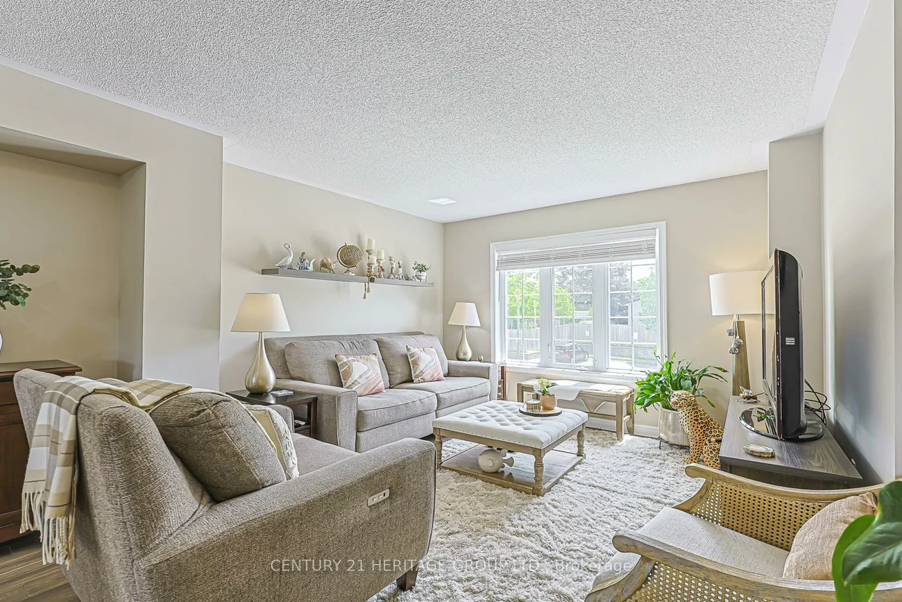 22, Village Green, Bradford, Bradford West Gwillimbury