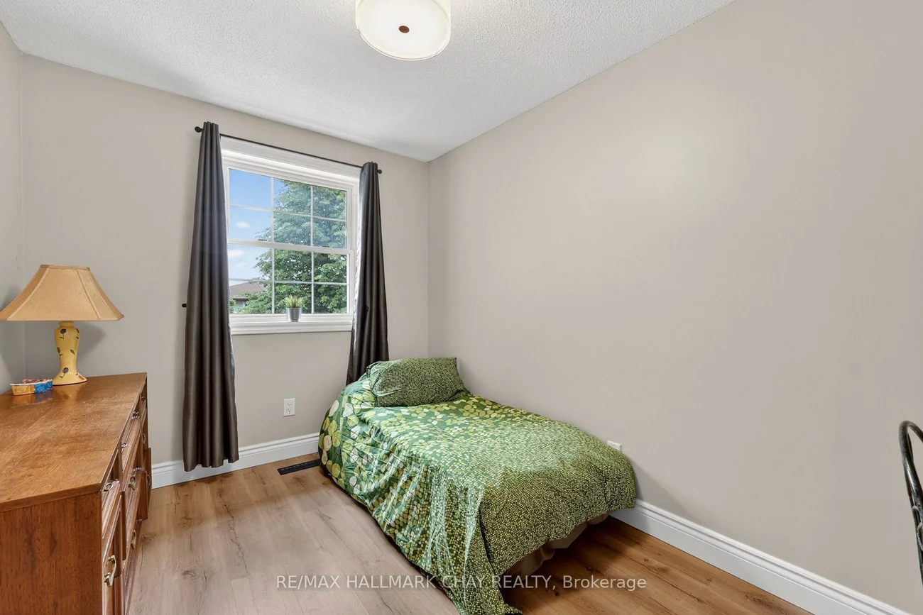 31, Harmony, Bradford, Bradford West Gwillimbury