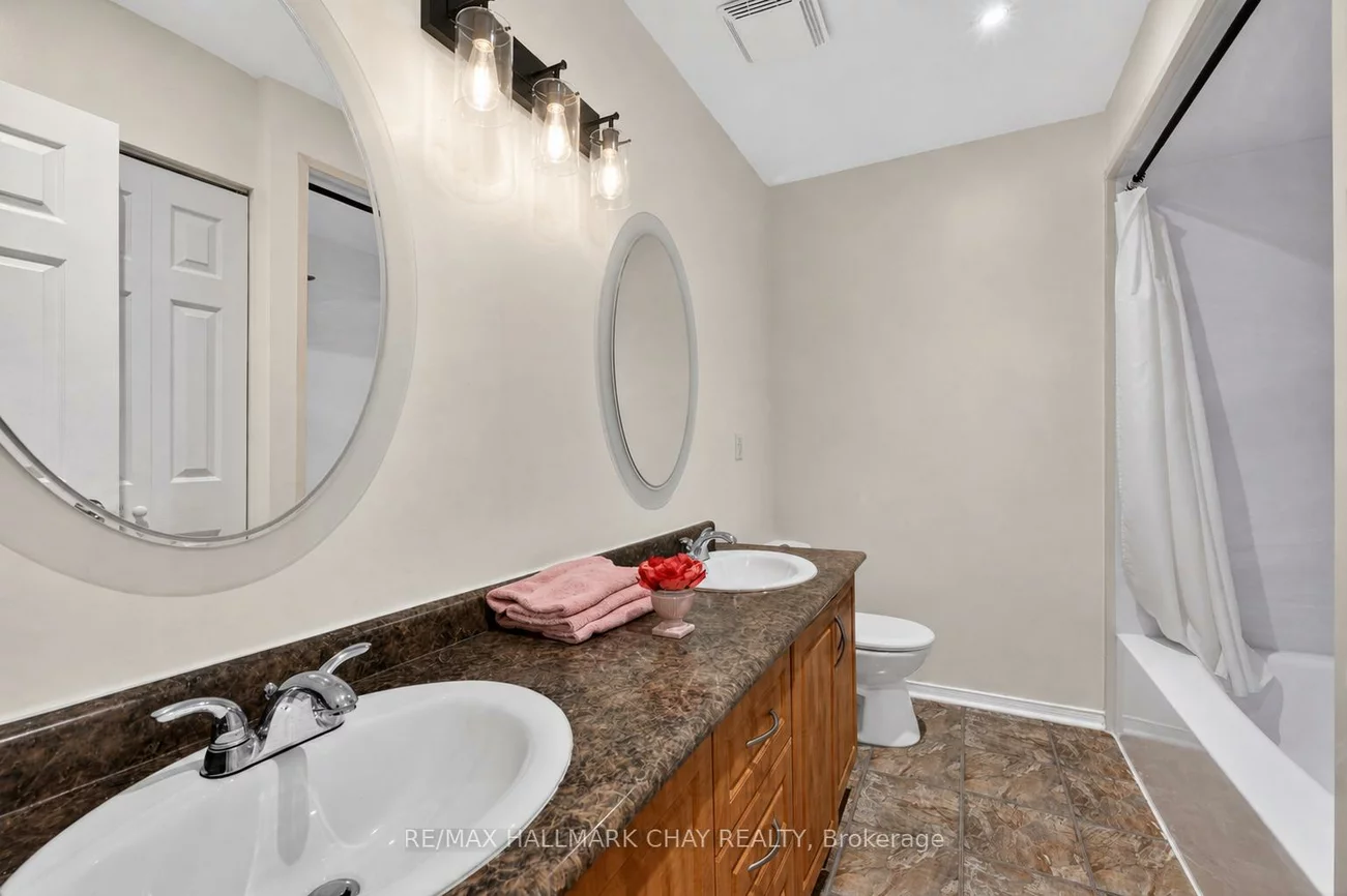 31, Harmony, Bradford, Bradford West Gwillimbury