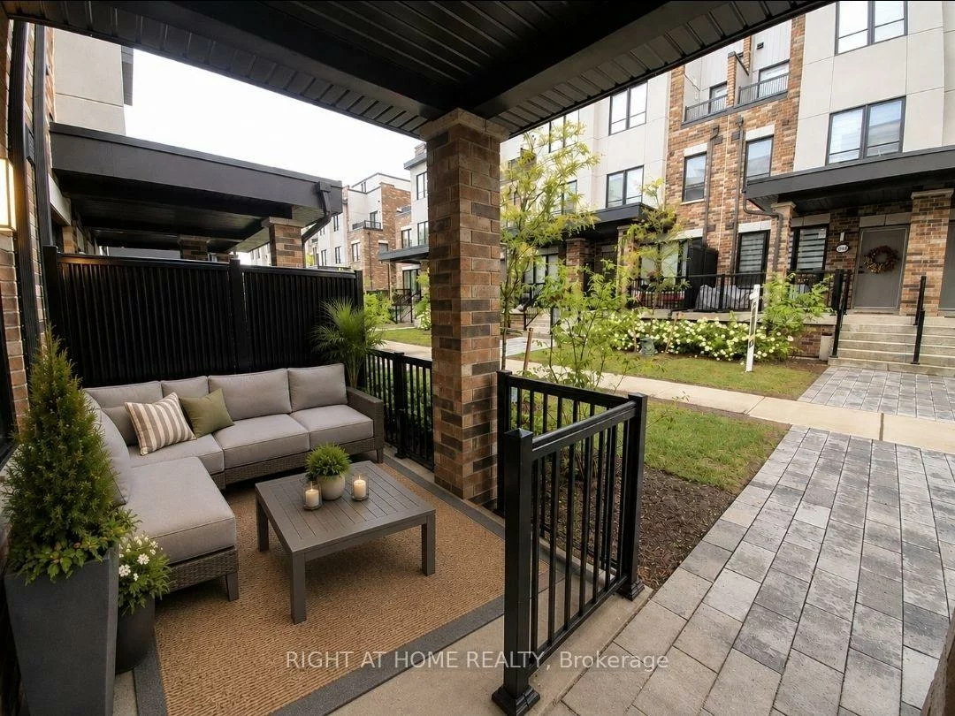70, Baynes, Bradford, Bradford West Gwillimbury