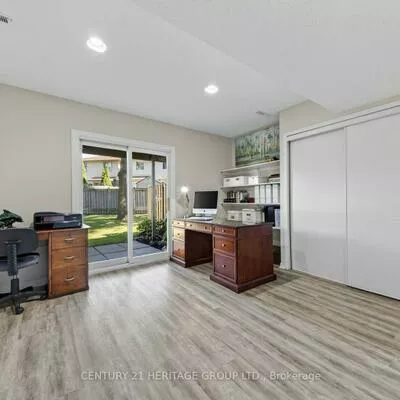 39, Harmony, Bradford, Bradford West Gwillimbury
