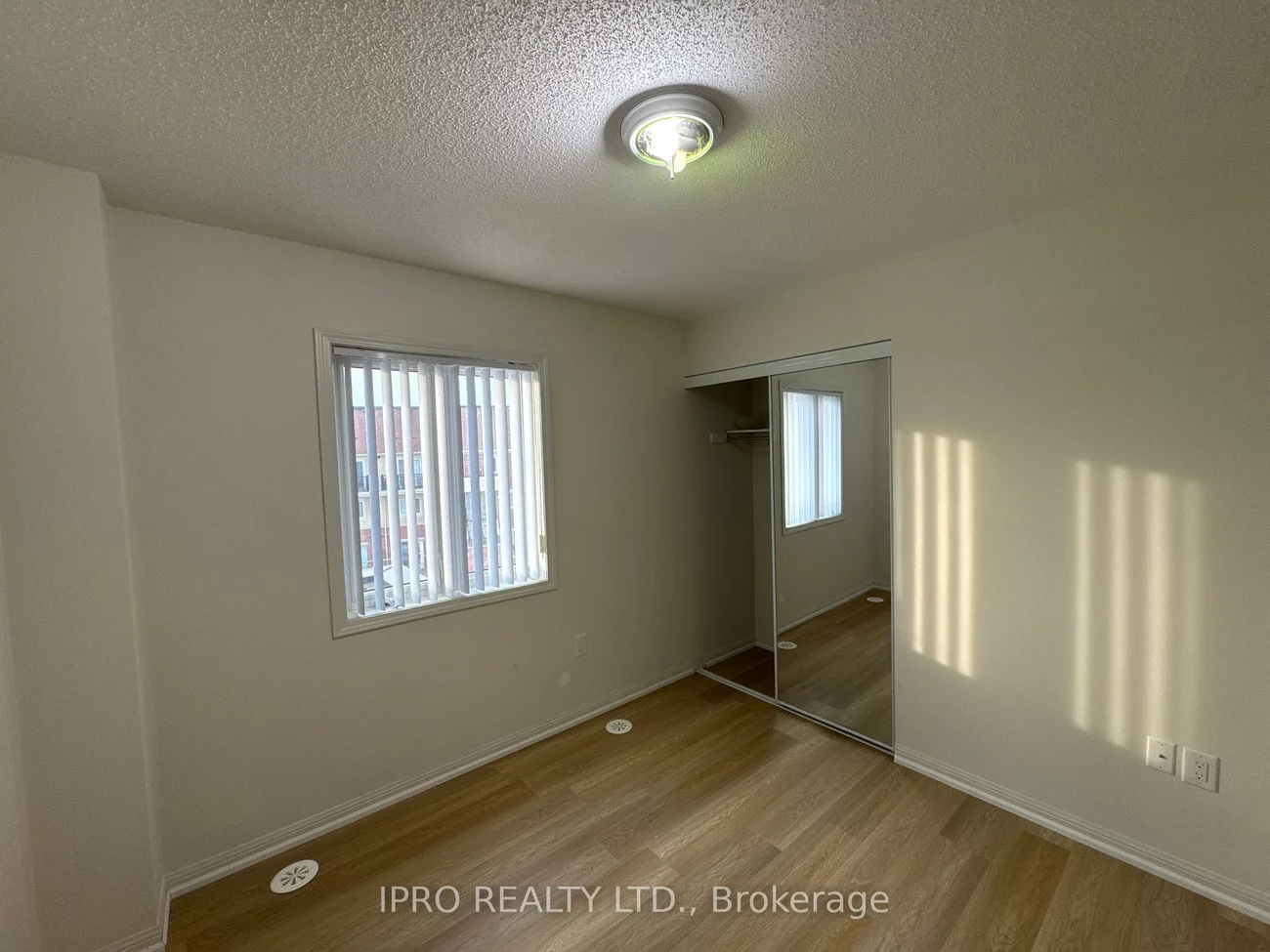250, Sunny Meadow, Sandringham-Wellington, Brampton