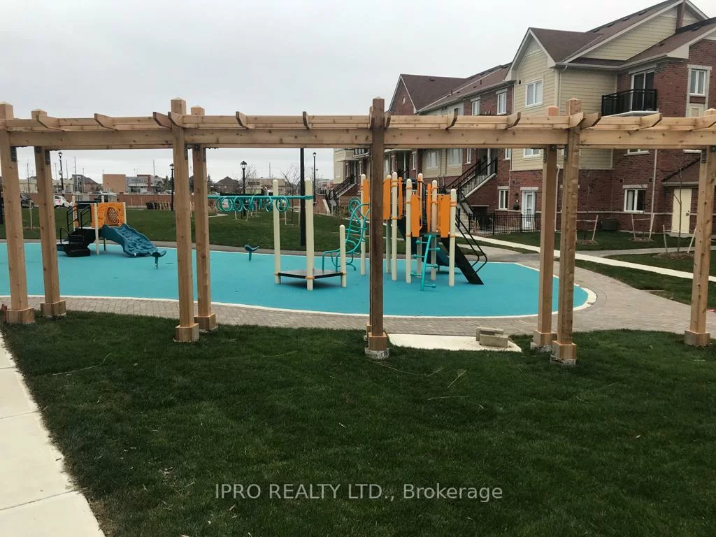 250, Sunny Meadow, Sandringham-Wellington, Brampton
