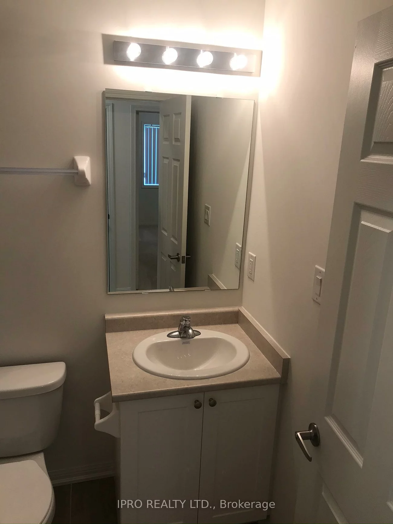 250, Sunny Meadow, Sandringham-Wellington, Brampton