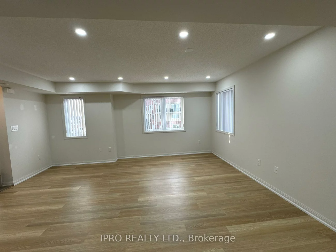 250, Sunny Meadow, Sandringham-Wellington, Brampton
