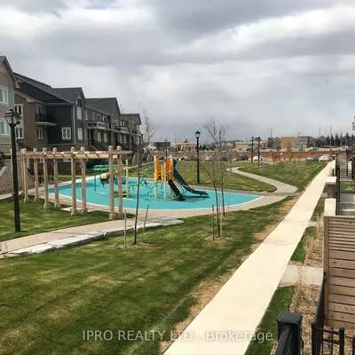 250, Sunny Meadow, Sandringham-Wellington, Brampton