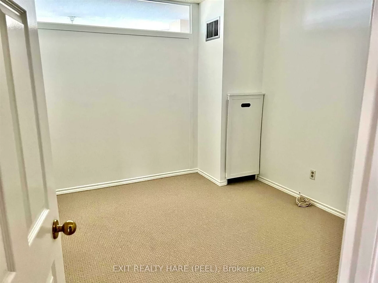 320, Mill, Brampton South, Brampton