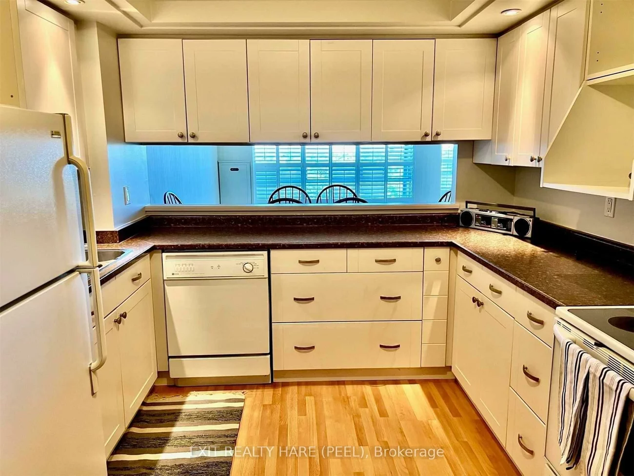 320, Mill, Brampton South, Brampton