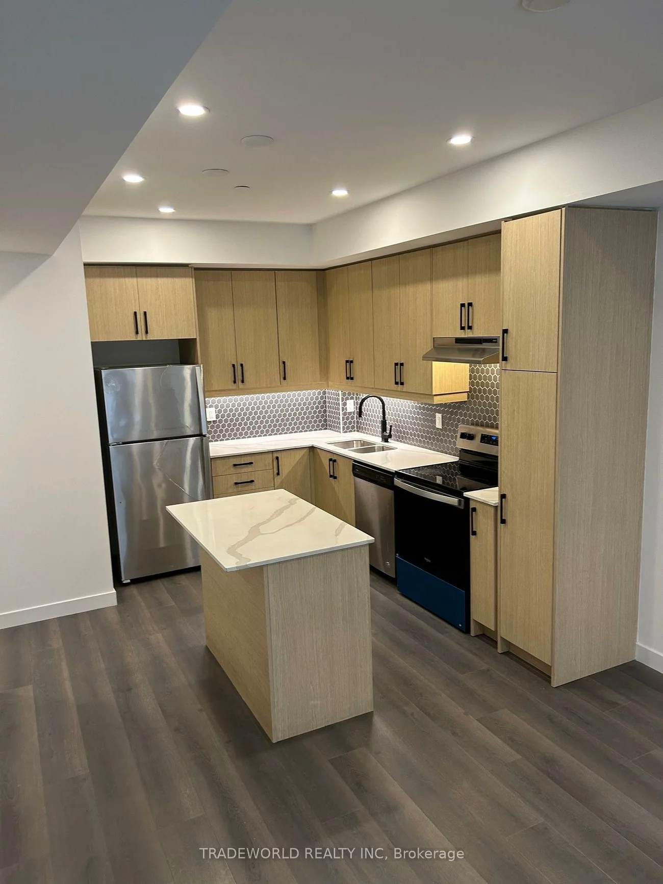 200, Malta, Fletcher's Creek South, Brampton