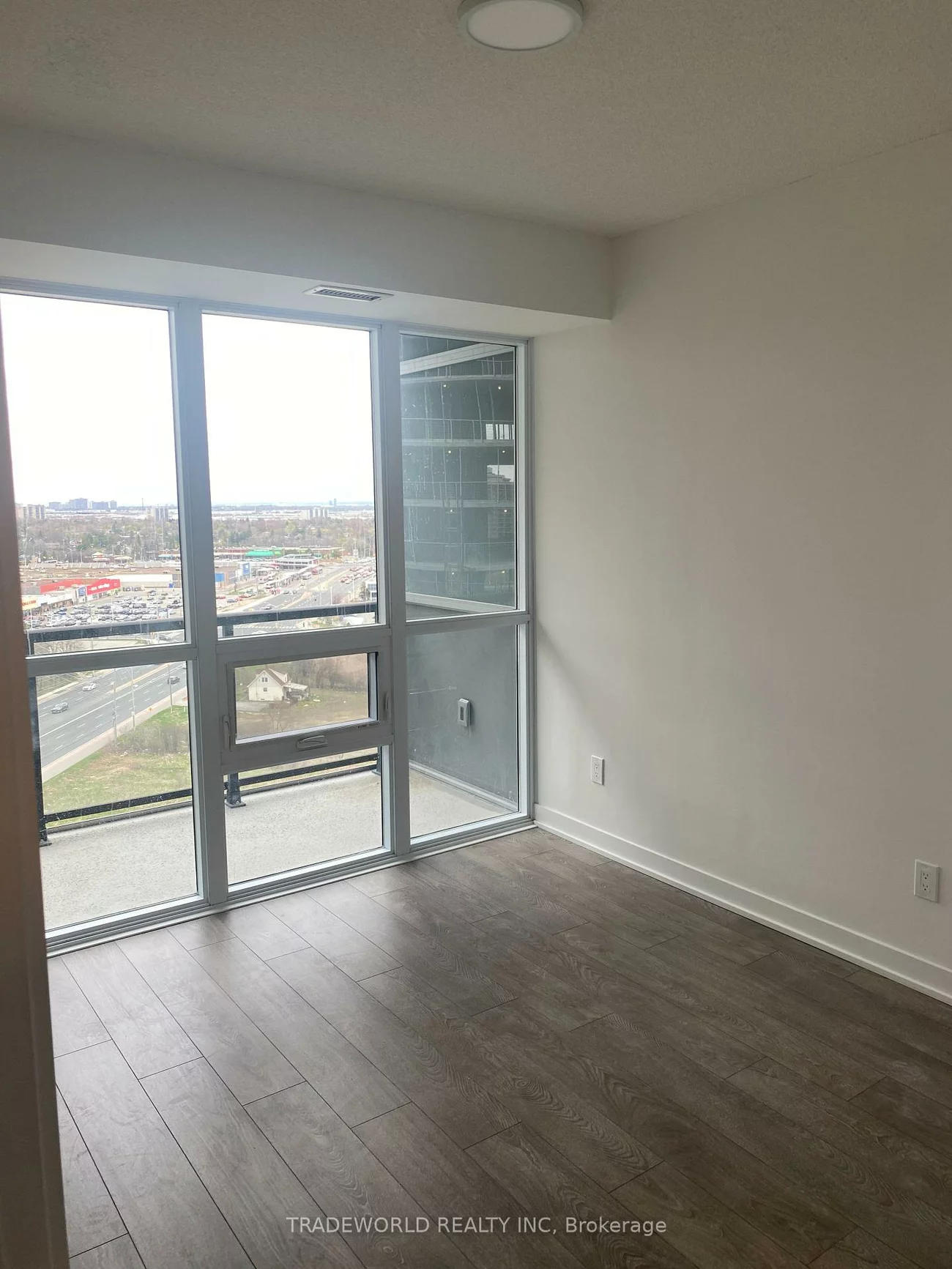 225, Malta, Fletcher's Creek South, Brampton