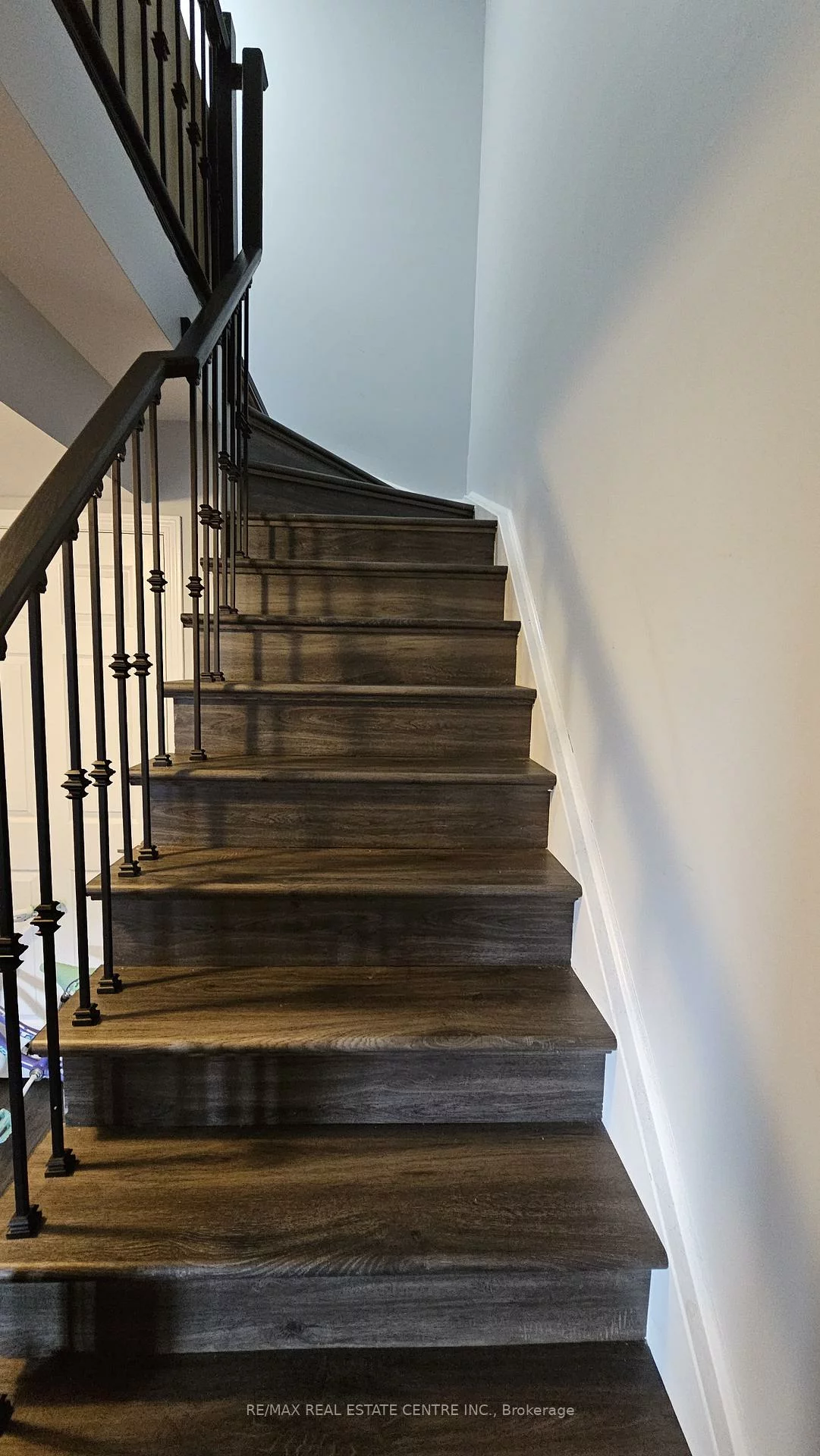 250, Sunny Meadow, Sandringham-Wellington, Brampton