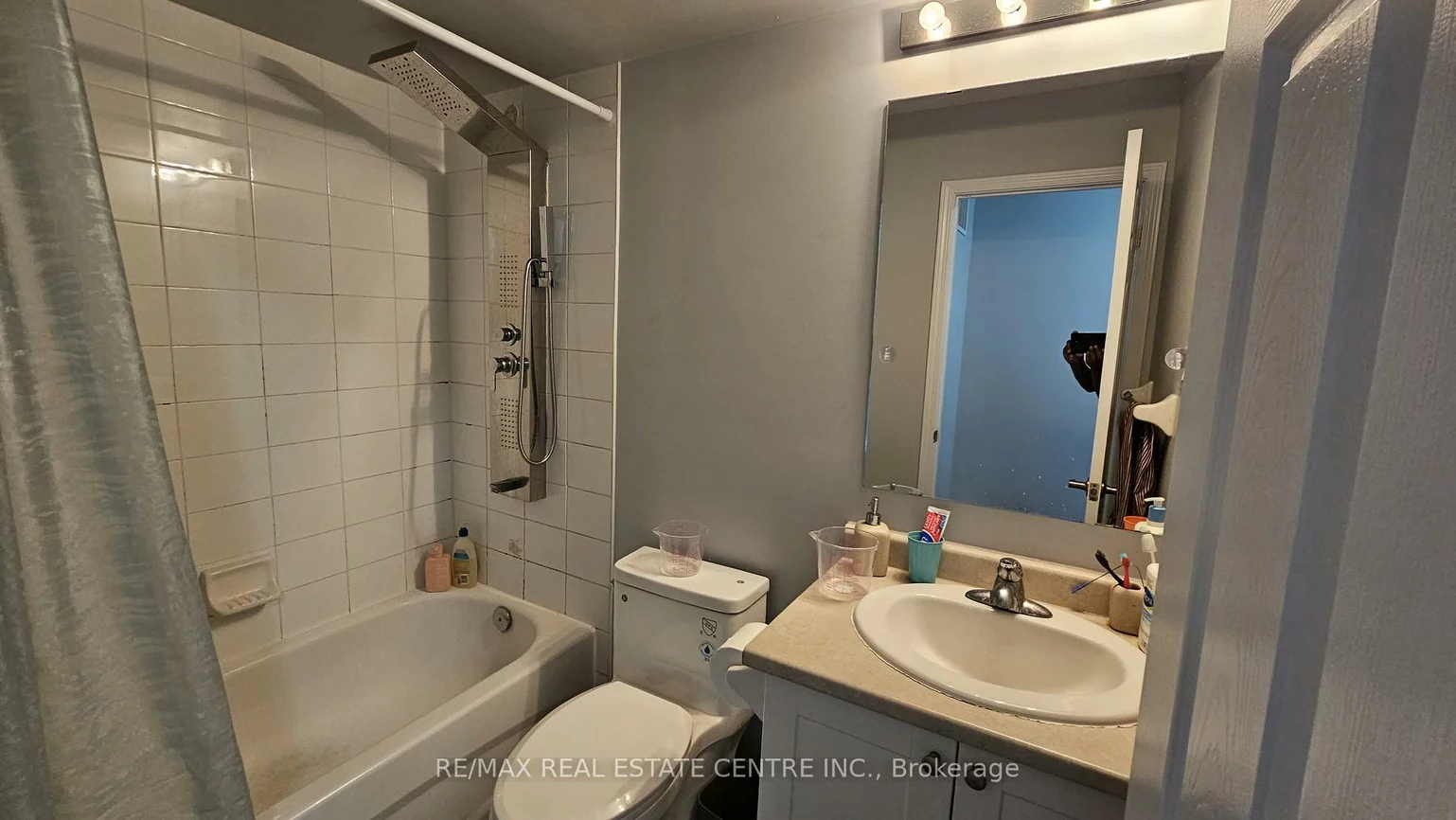 250, Sunny Meadow, Sandringham-Wellington, Brampton