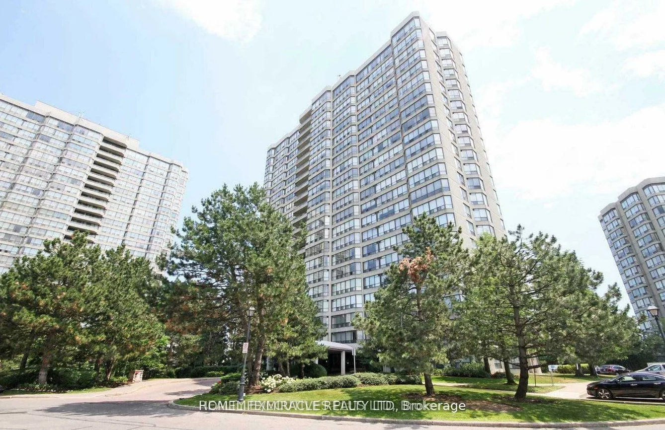 24, Hanover, Queen Street Corridor, Brampton