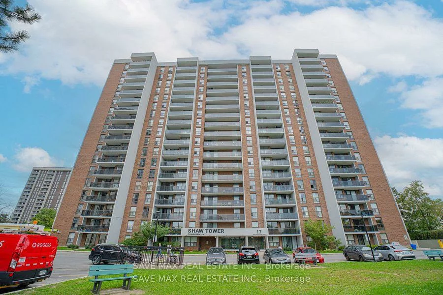 17, Knightsbridge, Queen Street Corridor, Brampton