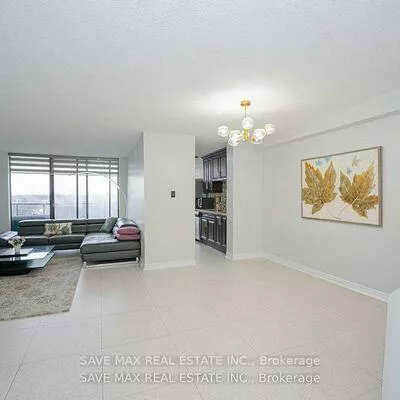 17, Knightsbridge, Queen Street Corridor, Brampton